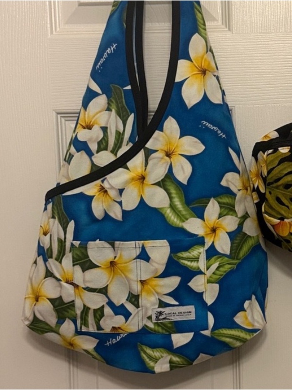 Hilo Hattie Blue Floral Plumeria Shoulder Bag